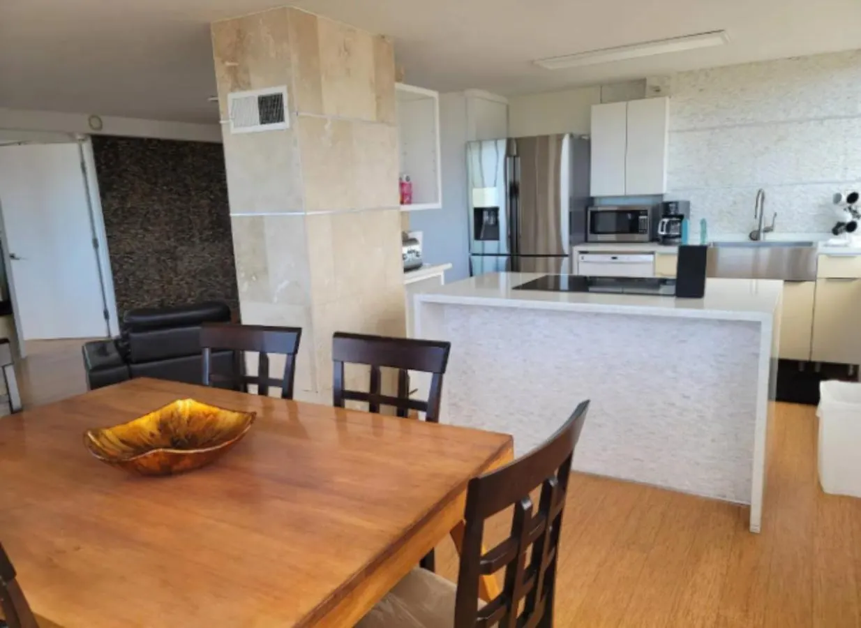 Apartment With Beautiful View In Hawaii Honolulu